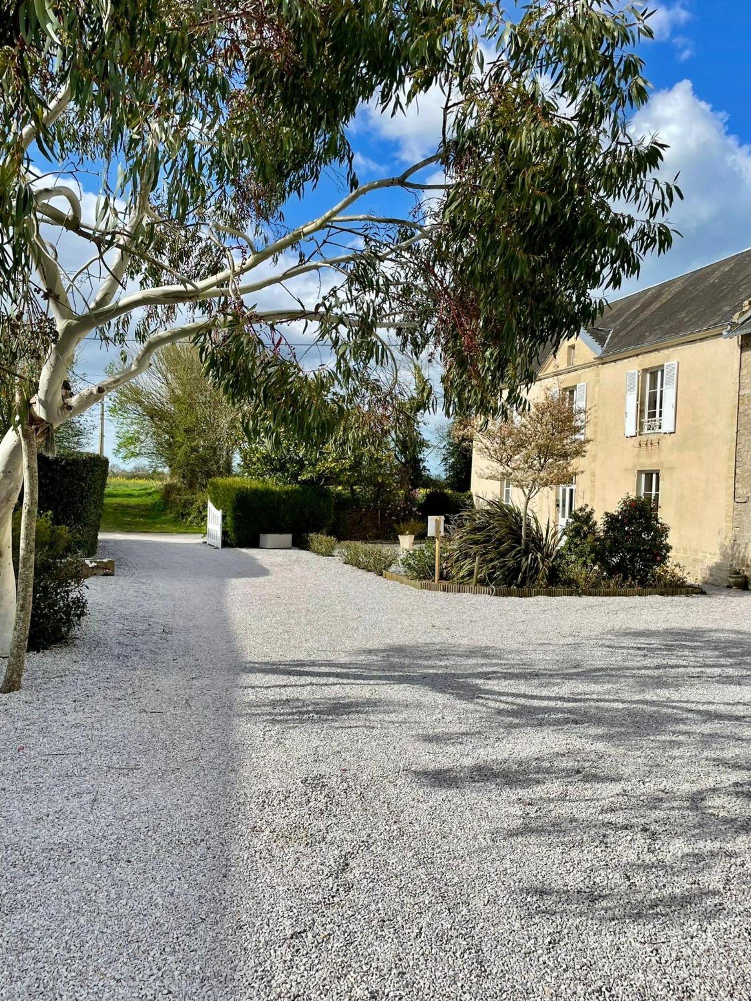 Les Chambres D'Omaha Beach Etablissement Avec Deux Chambres D'Hotes, Petit-Dejeuner Compris Fait-Maison Et Produits Locaux Vierville-sur-Mer Dış mekan fotoğraf