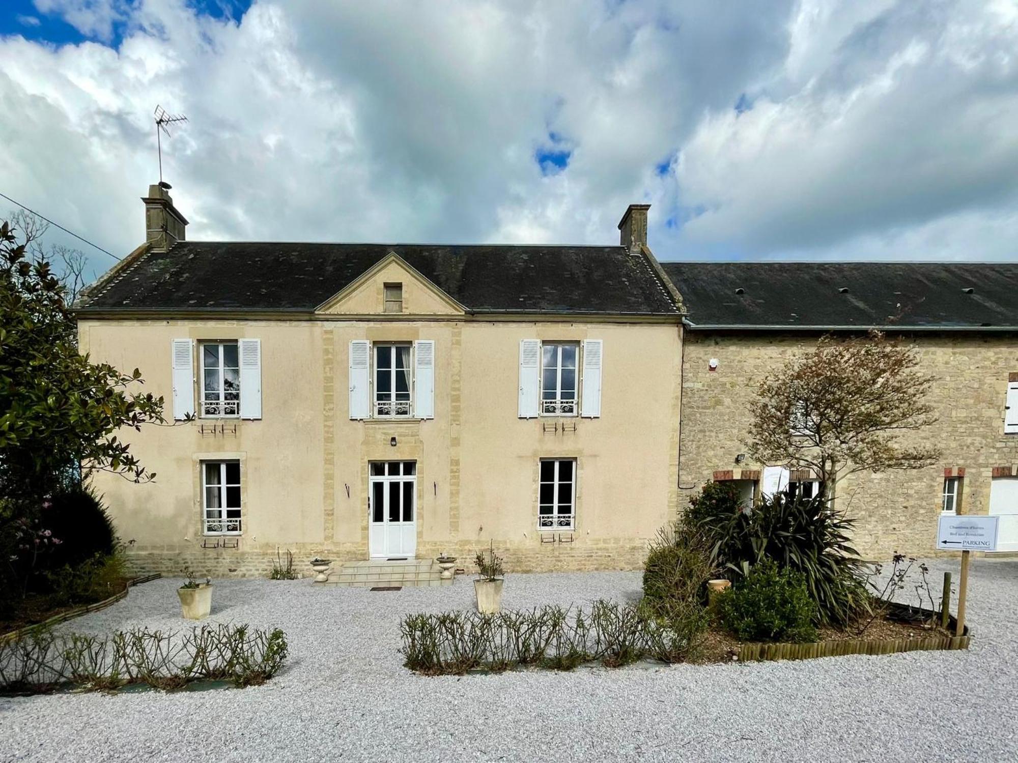 Les Chambres D'Omaha Beach Etablissement Avec Deux Chambres D'Hotes, Petit-Dejeuner Compris Fait-Maison Et Produits Locaux Vierville-sur-Mer Dış mekan fotoğraf